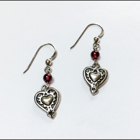 SILPADA W0953 Garnet Heart Earrings Sterling - Picture 2 of 4